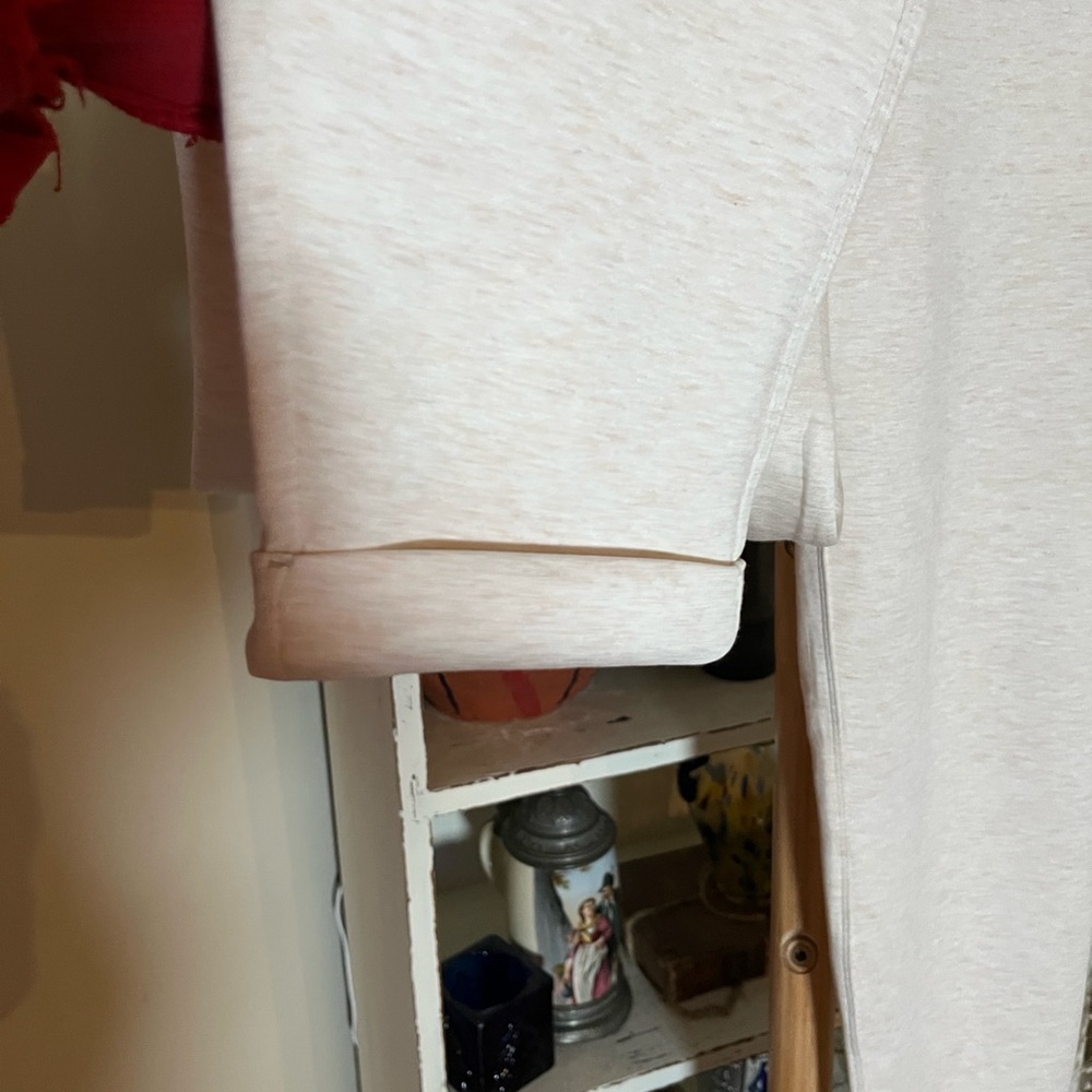 SPANX M AirEssentials Cream Tapered Cuffed Jogger Pant.Spanx lux line.Worn once! - Picture 3 of 4